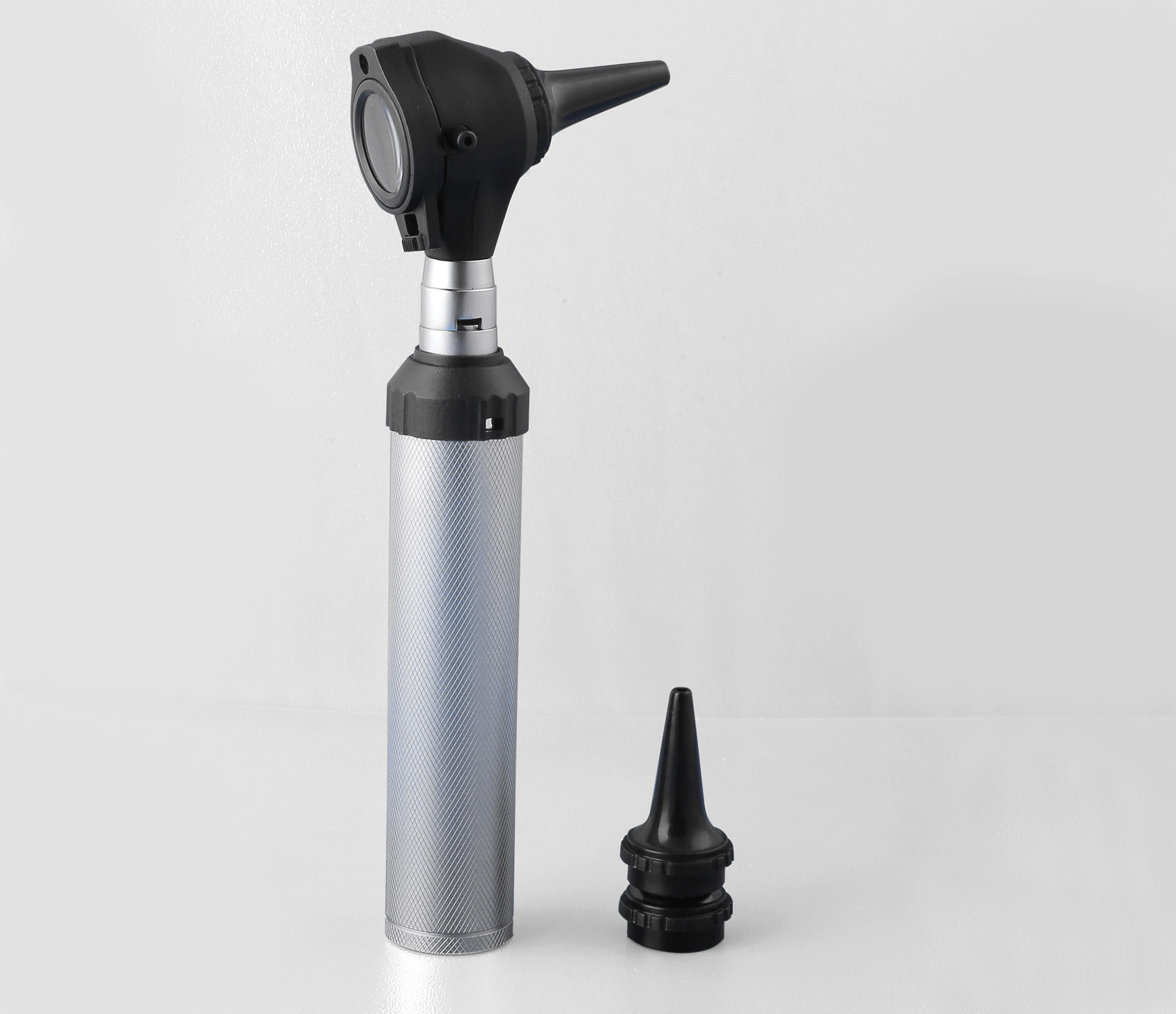 conventional-metal-otoscope